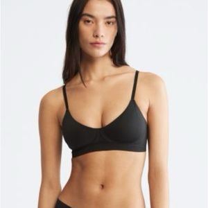 Calvin Klein Women's Bonded Flex Lightly Lined Bralette